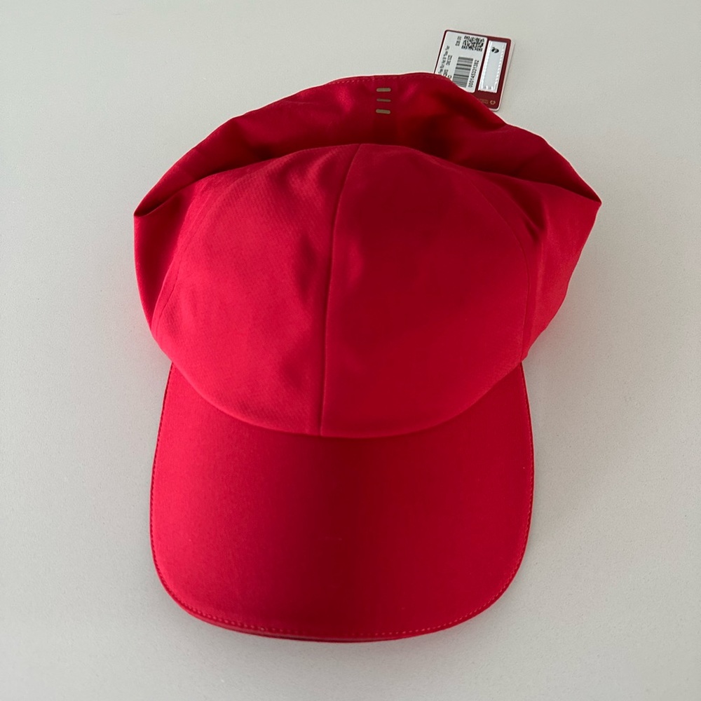 Women’s Lululemon hat
